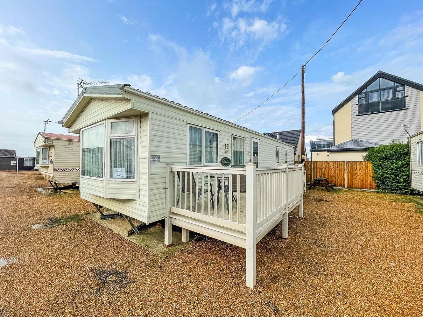 Dog Friendly 8 Berth Caravan, Minutes From The Beach In Hunstanton Ref 13003L Hotel Exterior photo