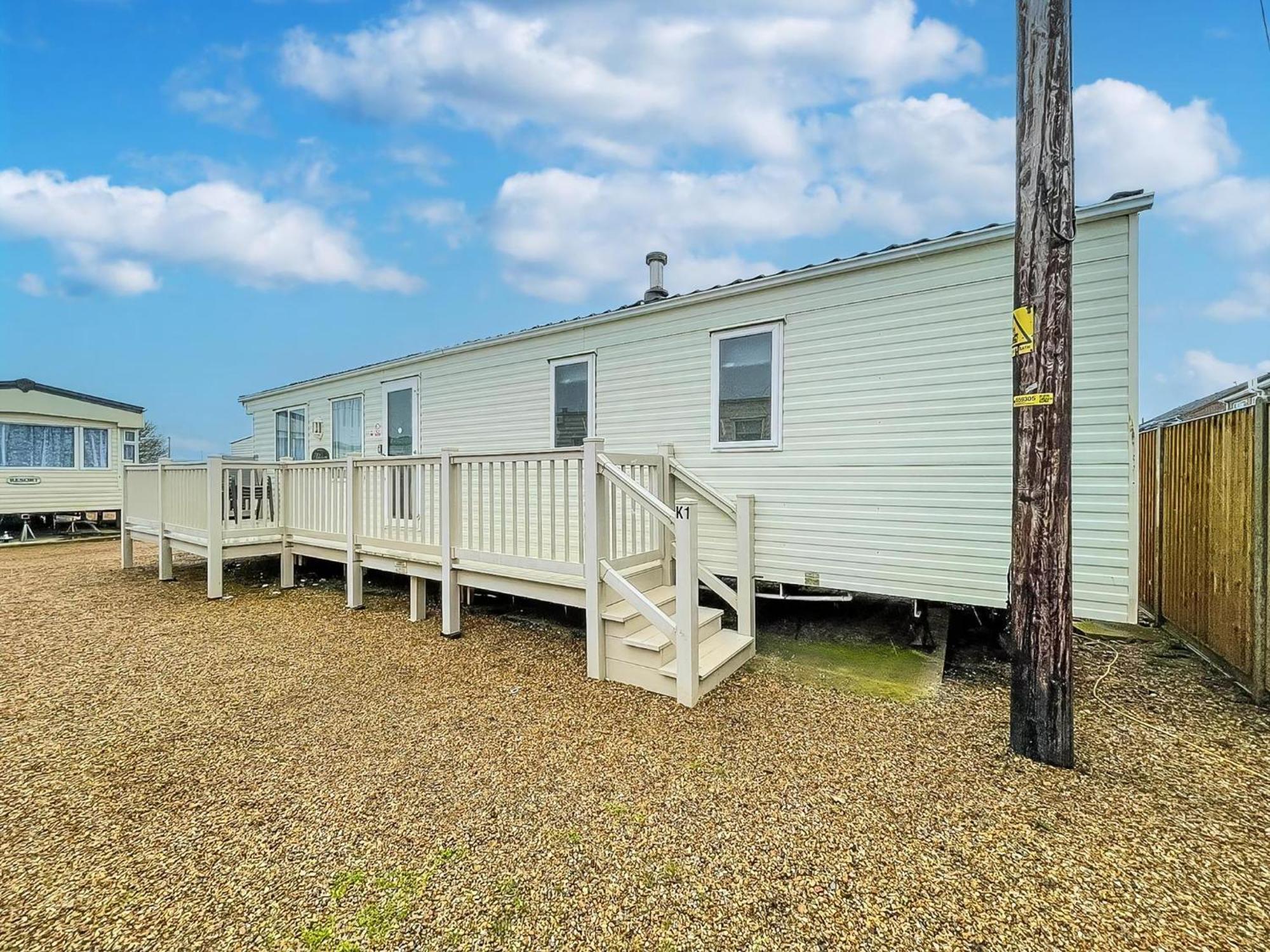 Dog Friendly 8 Berth Caravan, Minutes From The Beach In Hunstanton Ref 13003L Hotel Exterior photo